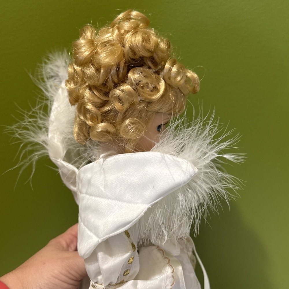 Heritage Signature Collection Savannah Doll Blonde Angel Bride Doll CoA Harp - Picture 12 of 16